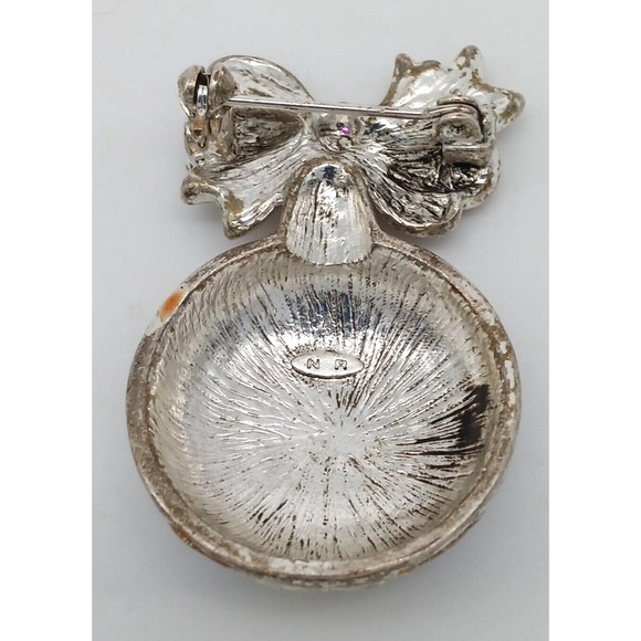 Vintage Christmas Ball Ornament Brooch Pin Ribbon Signed NR Enamel Silver Tone - Picture 11 of 12